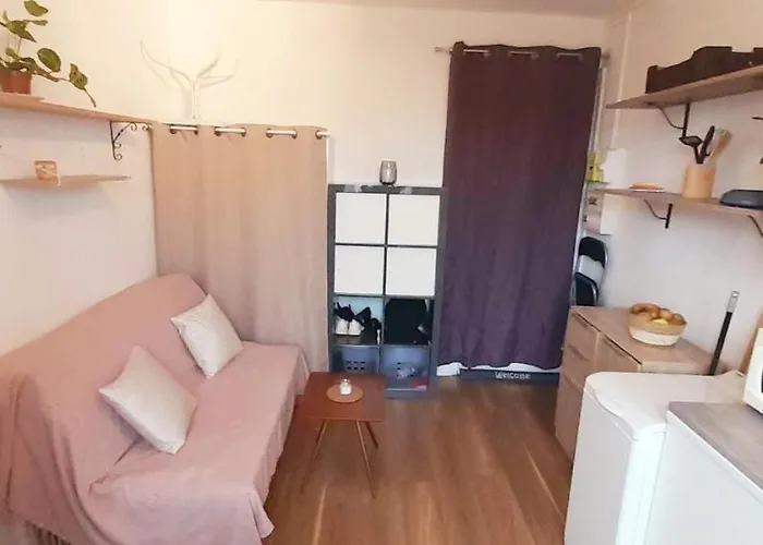 Cosy 18e Jules Joffrin דירה